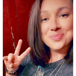 Meet your Posher, Shelby